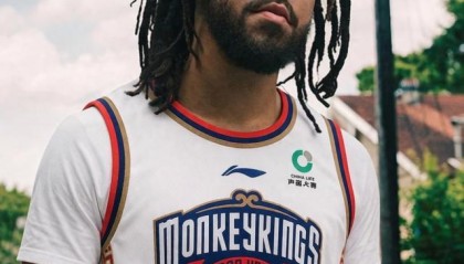 英超直播-名记：CBA南京队签下41岁美国知名说唱歌手J.Cole