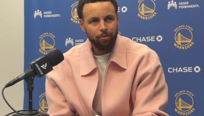 库里谈巴特勒伤情：很棘手，但只要我还打我就对赢球充满信心